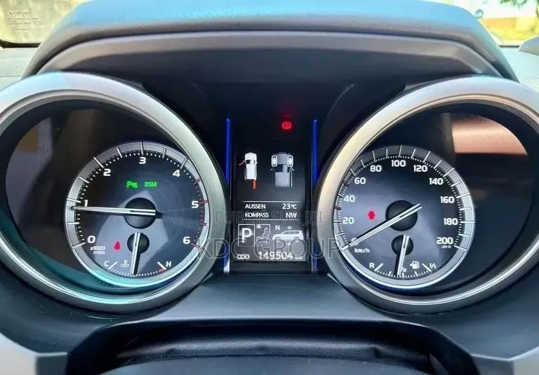 Toyota Land Cruiser Prado 2017 Blanc cassé