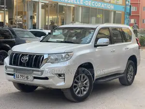 Toyota Land Cruiser Prado 2018 Blanc
