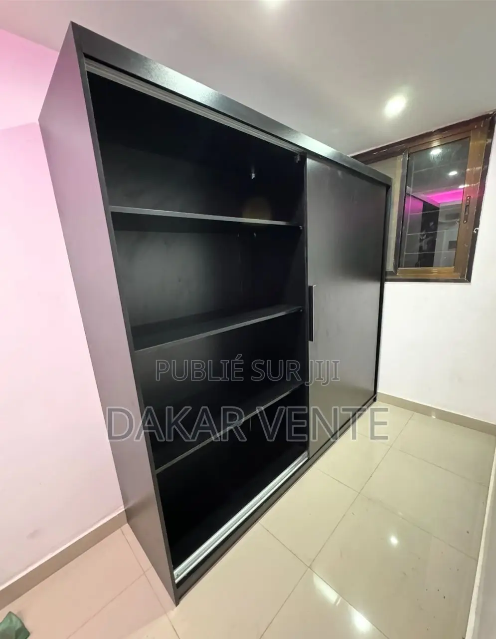 Armoire 4 Battants Noir Coulissant