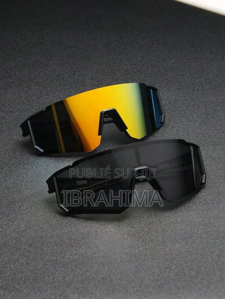 Tous Les Regards ?
Découvrez Nos Lunettes Premium