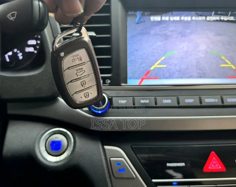 Hyundai Avante 2017 Blanc