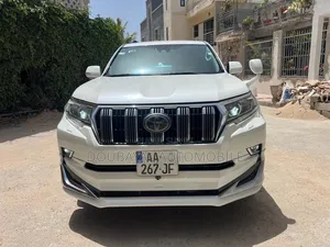 Toyota Land Cruiser Prado 2018 Blanc