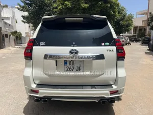Toyota Land Cruiser Prado 2018 Blanc