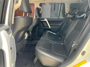 Toyota Land Cruiser Prado 2018 Blanc