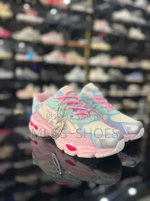Asics Rose