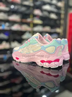 Asics Rose