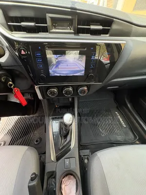 Toyota Corolla 2018 Gris