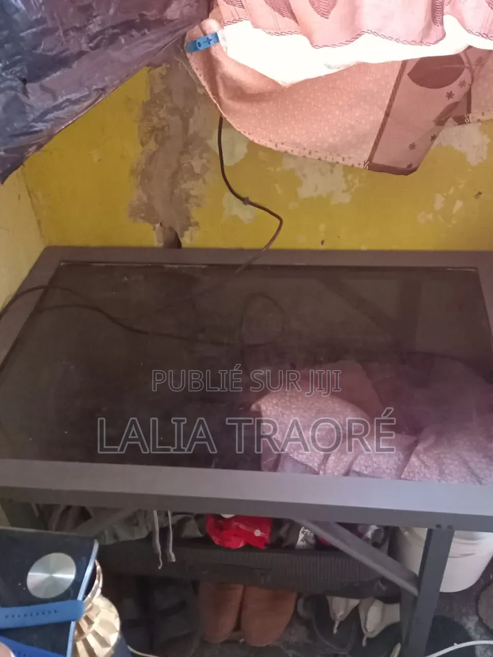 Table Pour Salon