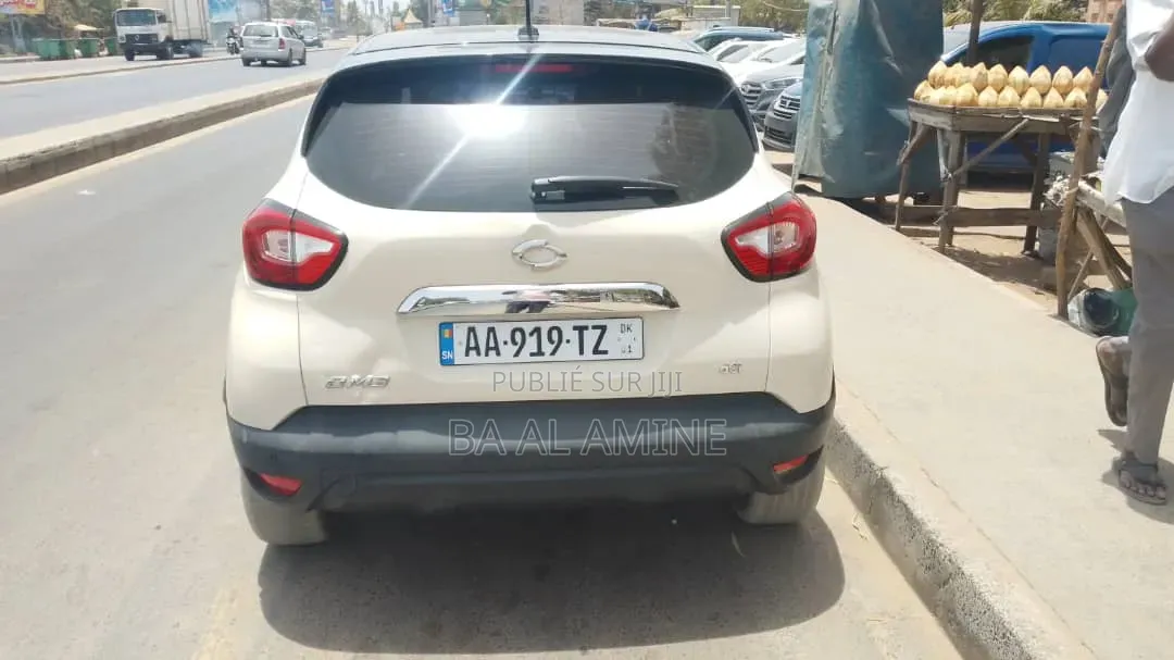 Renault Samsung QM3 1.5 Diesel FWD 2016 Beige