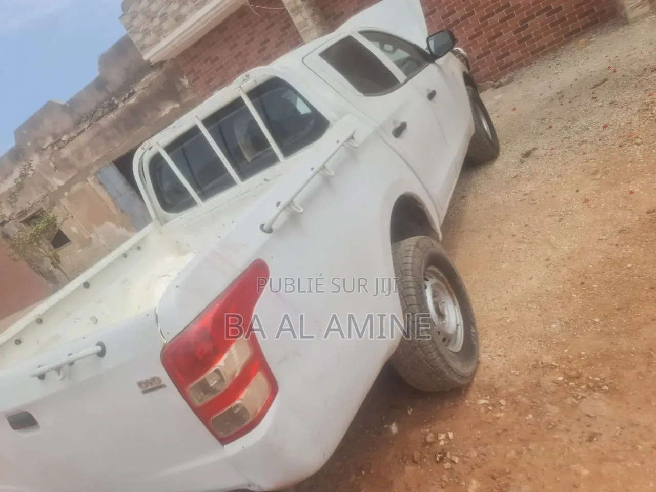 Mitsubishi L200 2019 Gris
