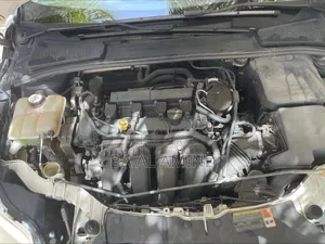 Mitsubishi L200 2019 Gris
