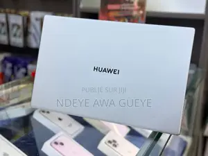 Nouveau Huawei Matebook D 15 8GB Intel Core i5 SSD 512GB