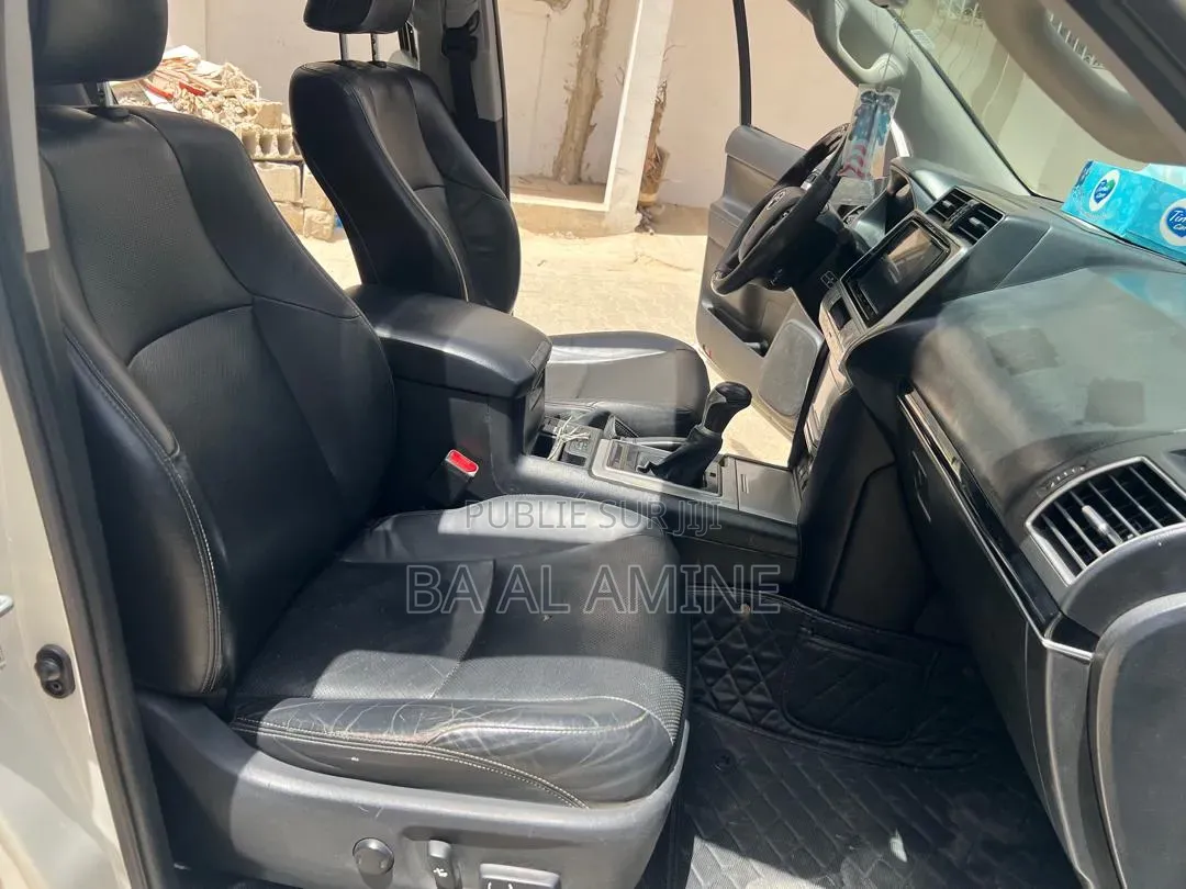 Toyota Land Cruiser Prado 2018 Blanc