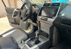 Toyota Land Cruiser 2018 Blanc