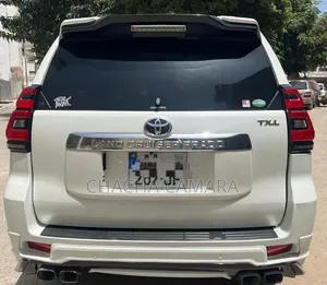 Toyota Land Cruiser 2018 Blanc