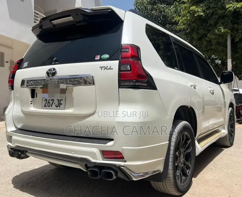 Toyota Land Cruiser 2018 Blanc