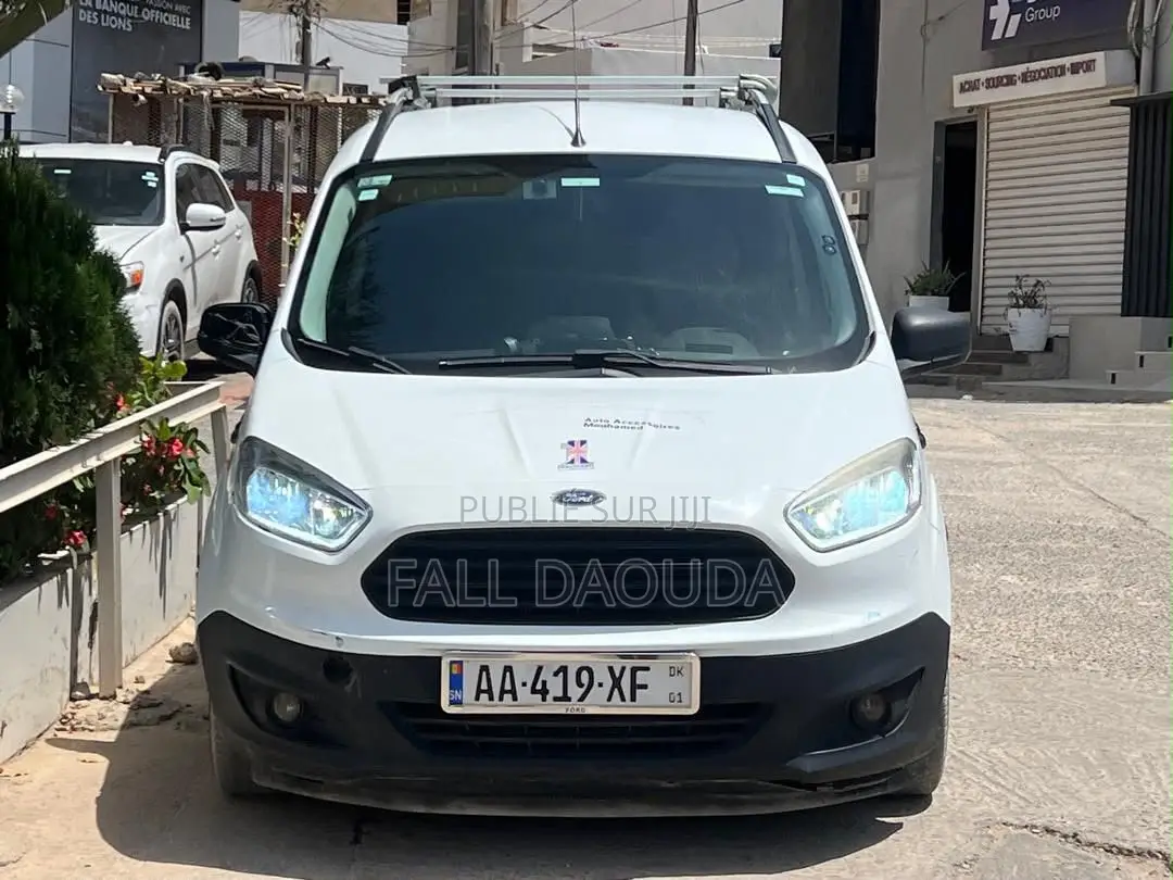 Ford Transit 2018 Blanc