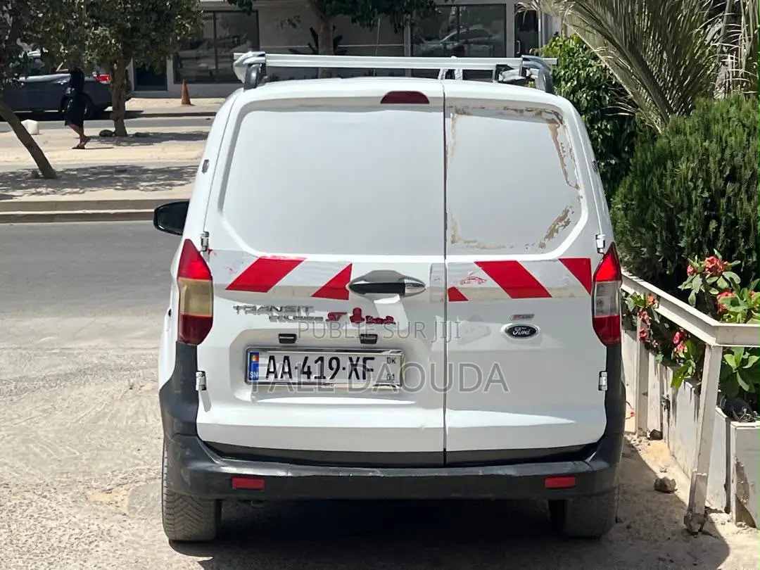Ford Transit 2018 Blanc