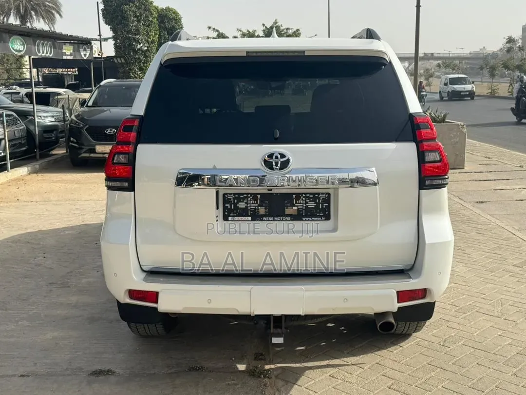Toyota Land Cruiser Prado 2018 Blanc