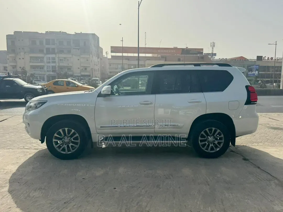 Toyota Land Cruiser Prado 2018 Blanc
