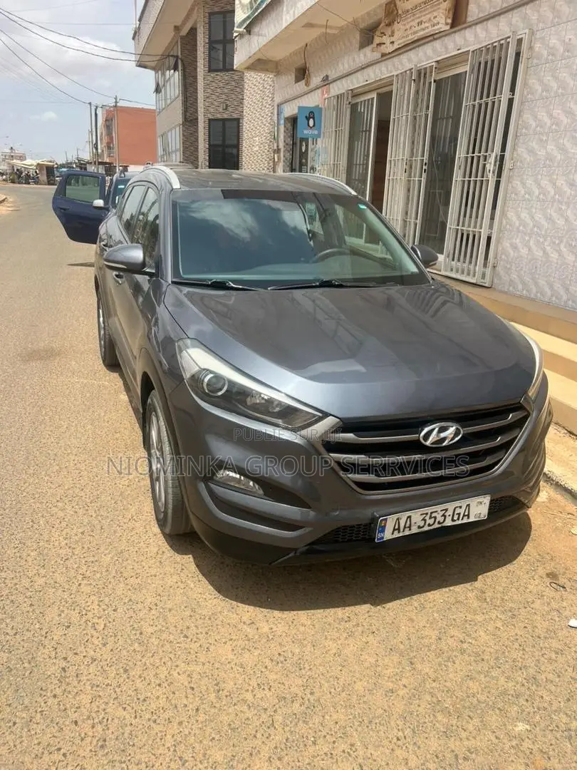 Hyundai Tucson 2017 Gris