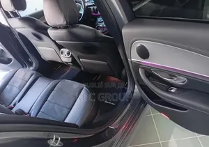 Mercedes-Benz E220 2016 Gris