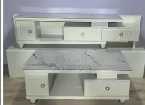 Table De De Salon Disponible