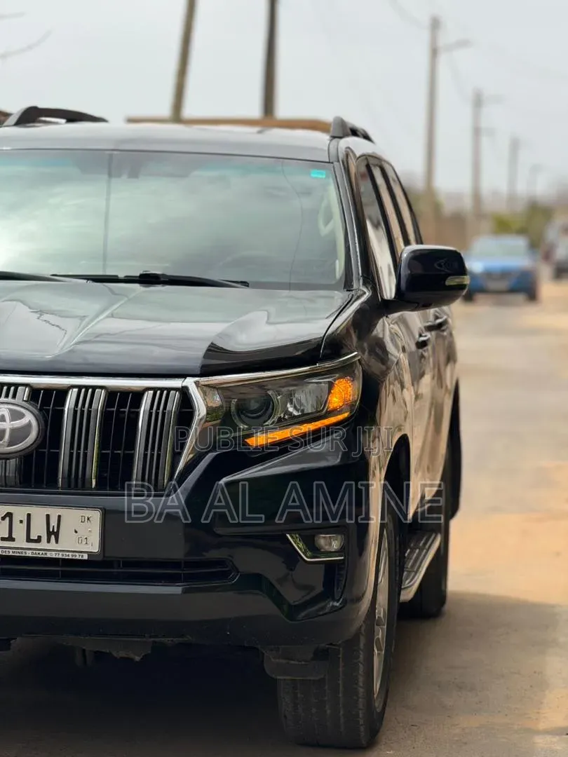 Toyota Land Cruiser Prado 2012 Noir