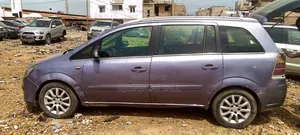 Opel Zafira 2006 Violet