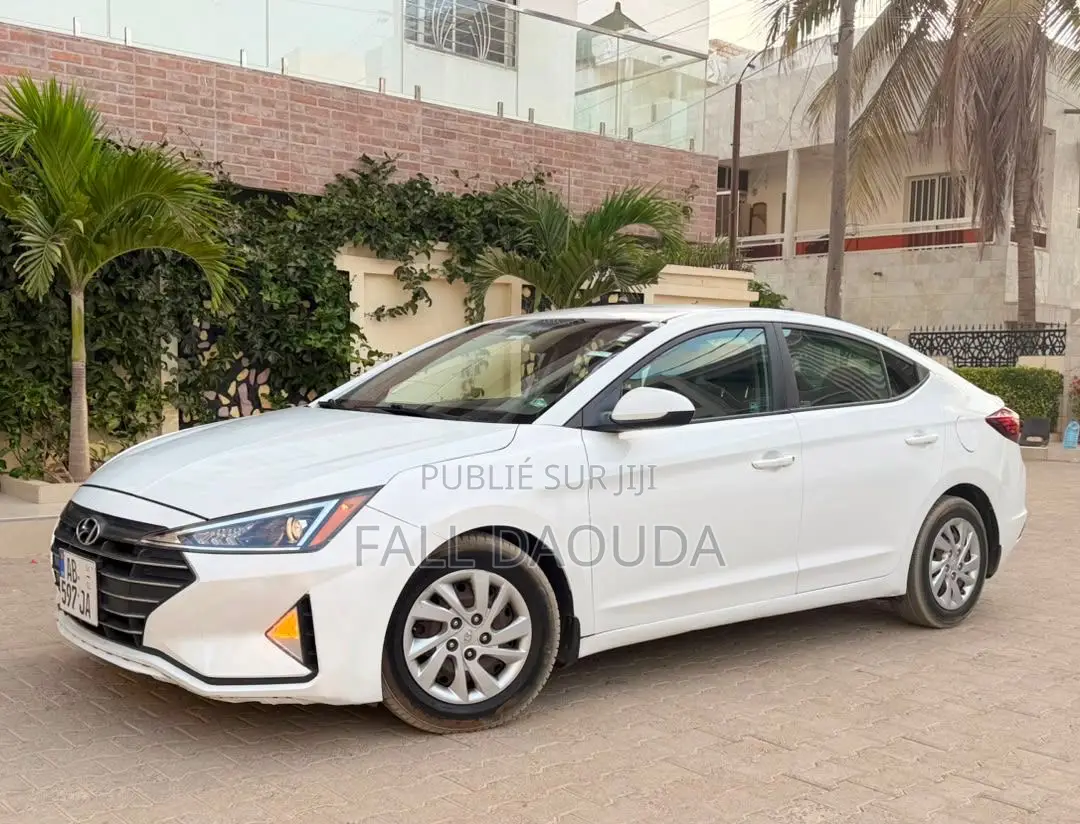 Hyundai Elantra 2019 Blanc