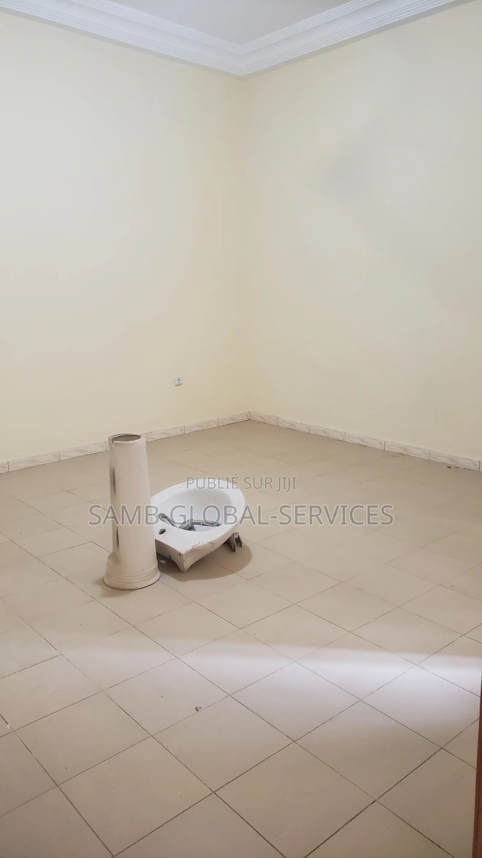 4chbre Maison dans Sicap-Liberté à Vendre