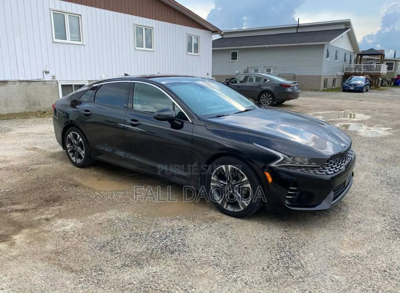 Kia K5 2021 Noir