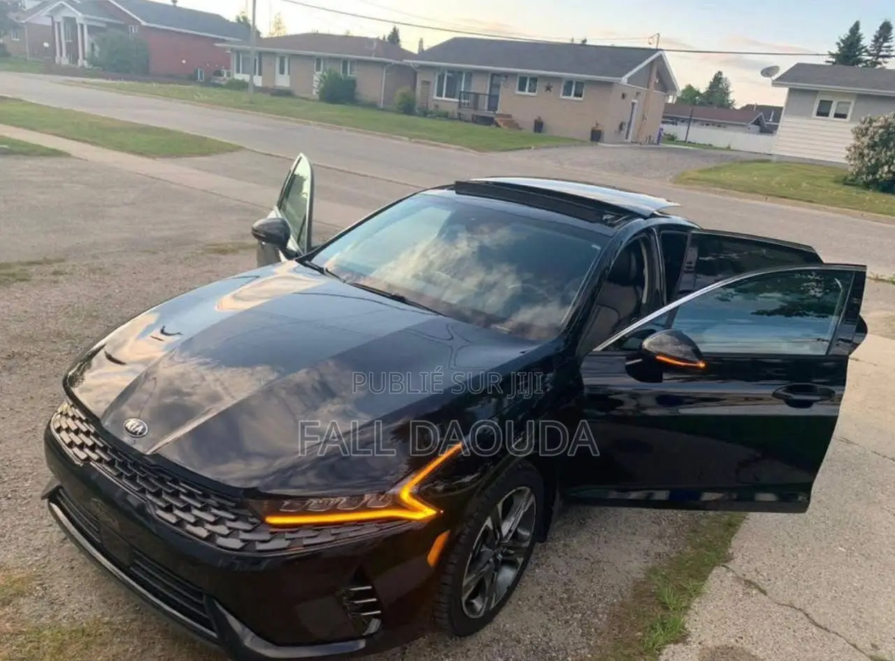 Kia K5 2021 Noir
