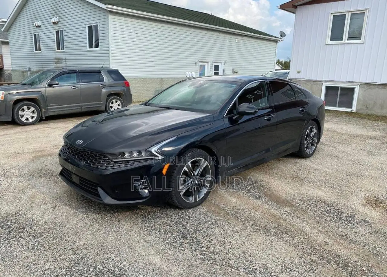 Kia K5 2021 Noir