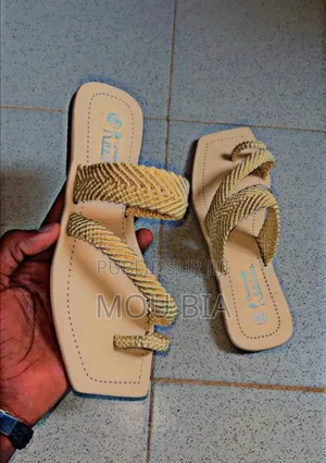 Chaussure Fait Main en Macramé