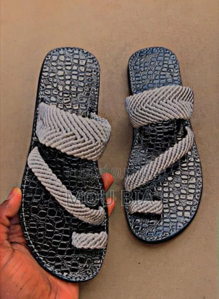 Chaussure Fait Main en Macramé