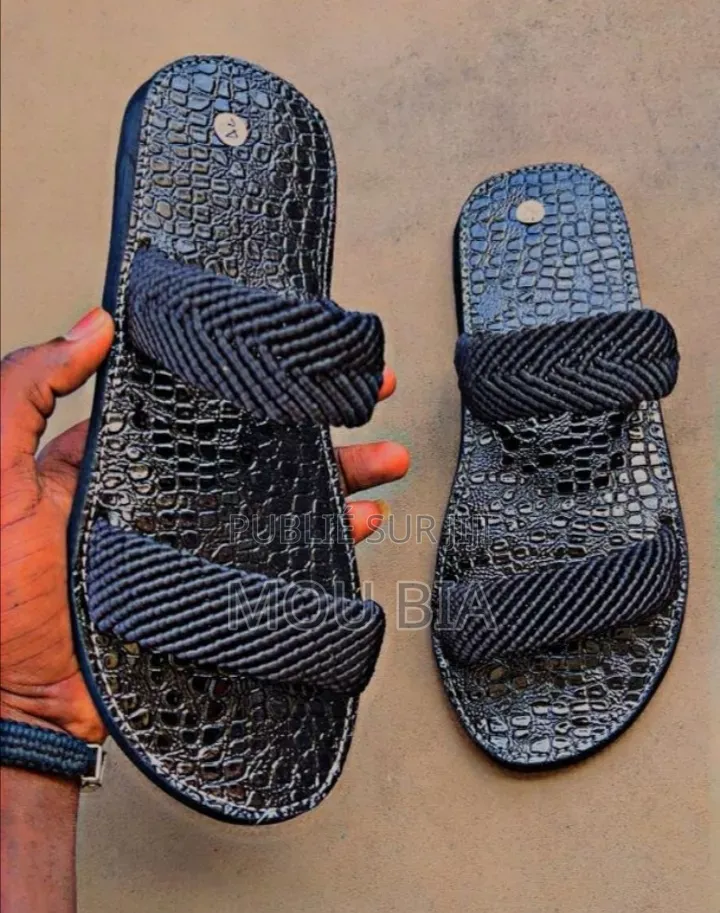 Chaussure Fait Main en Macramé