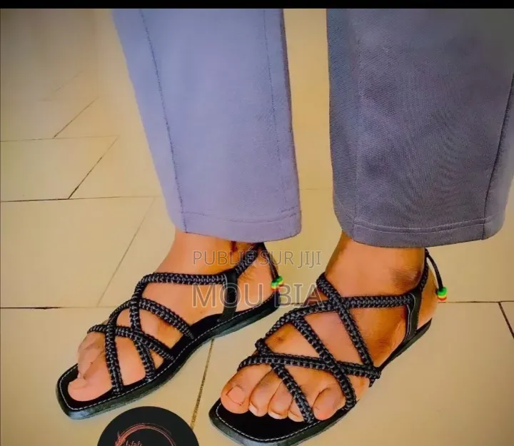 Chaussure Fait Main en Macramé