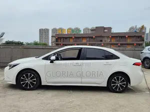Toyota Corolla 2023 Blanc