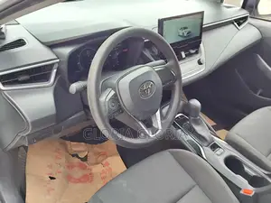 Toyota Corolla 2023 Blanc