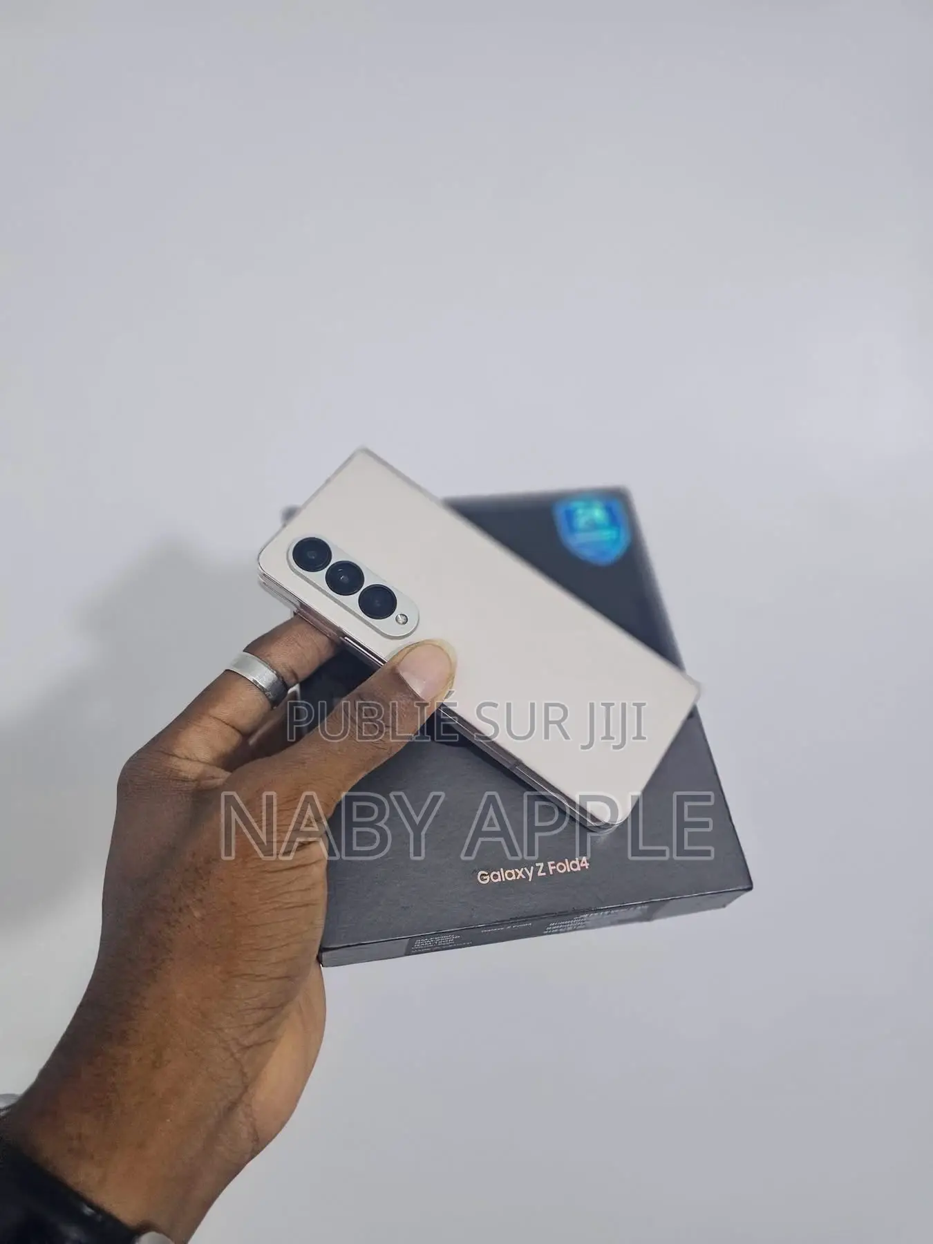 Nouveau Samsung Galaxy Z Fold4 512 GB Gris