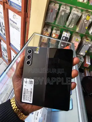 Nouveau Samsung Galaxy Fold 5G 512 GB Noir