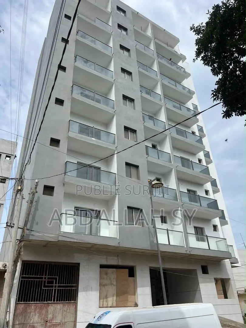Immeuble R+8