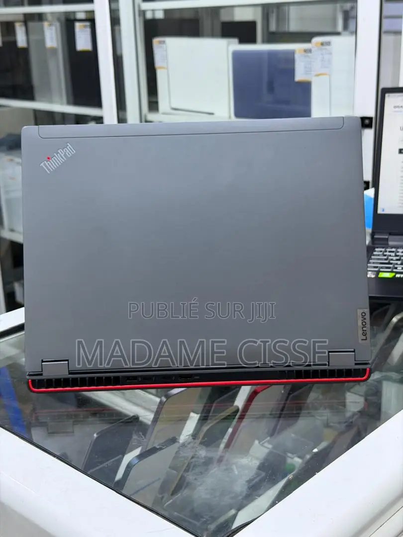 Nouveau Lenovo ThinkPad P15s 64GB Intel Core i7 SSD 1T