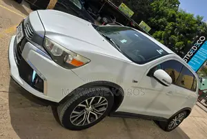 Mitsubishi Outlander 2017 Blanc