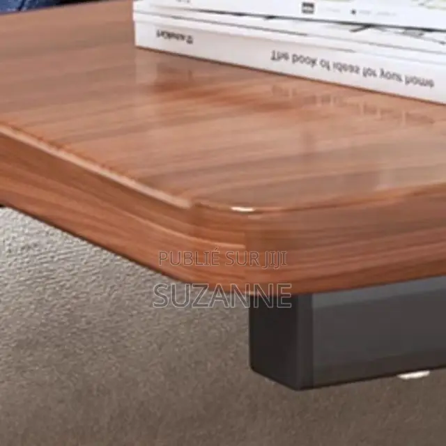 Table d'Appoint Mobile Au Design Simple Et Moderne