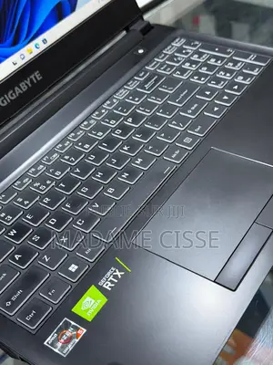 Nouveau Ordinateur portable Gigabyte Autre 16GB AMD Ryzen 5 SSD 2T