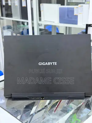 Nouveau Ordinateur portable Gigabyte Autre 16GB AMD Ryzen 5 SSD 2T