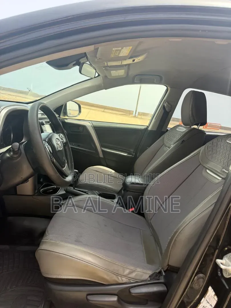 Toyota RAV4 2018 Noir