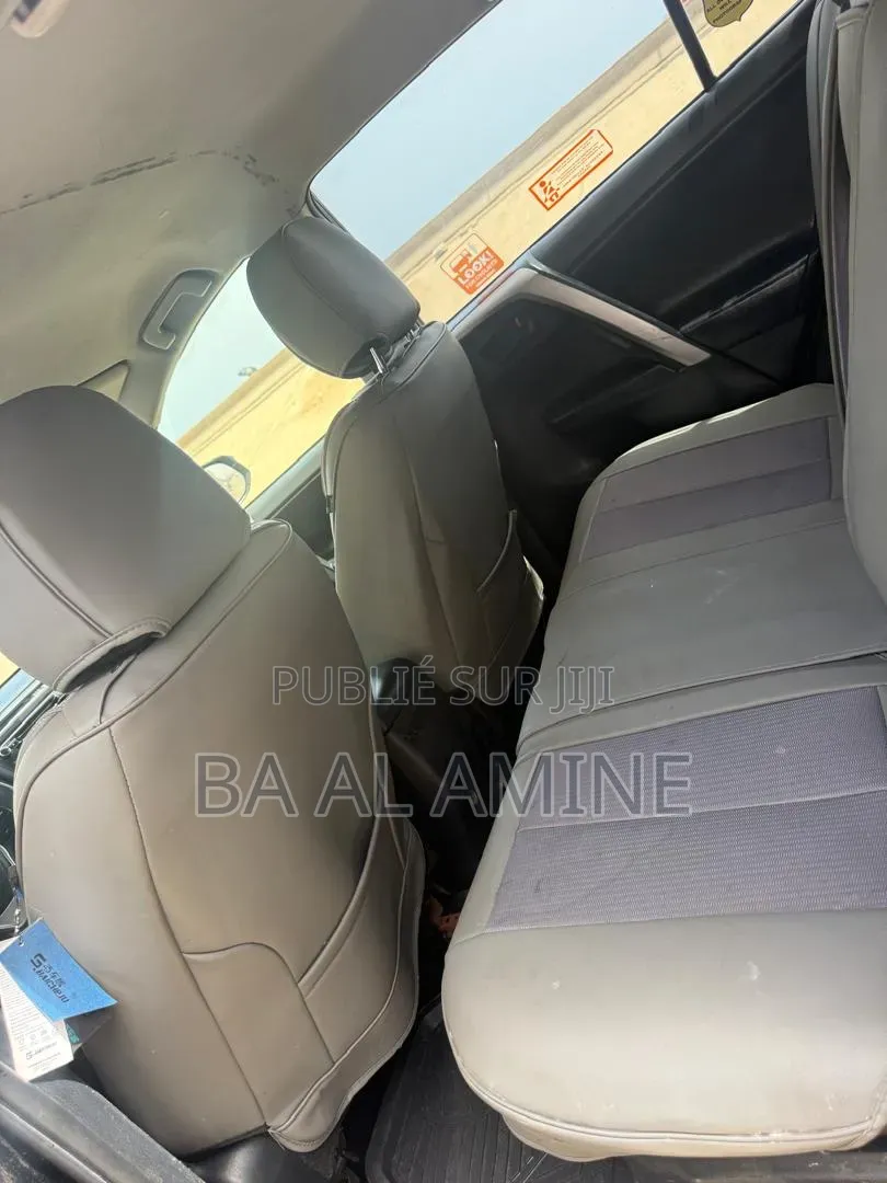 Toyota RAV4 2018 Noir
